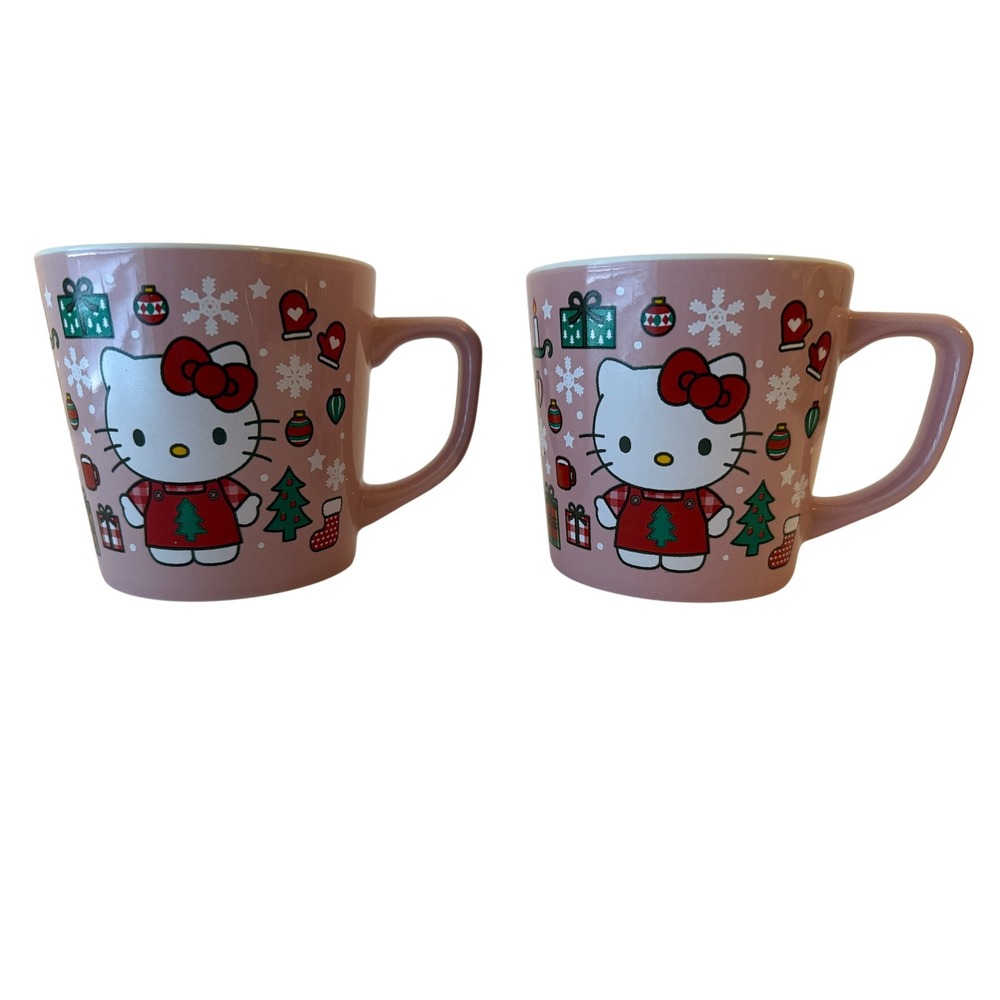 Hello Kitty Christmas‎ Mugs Set of 2 Pink Holiday Ceramic Coffee Cups Snowflakes